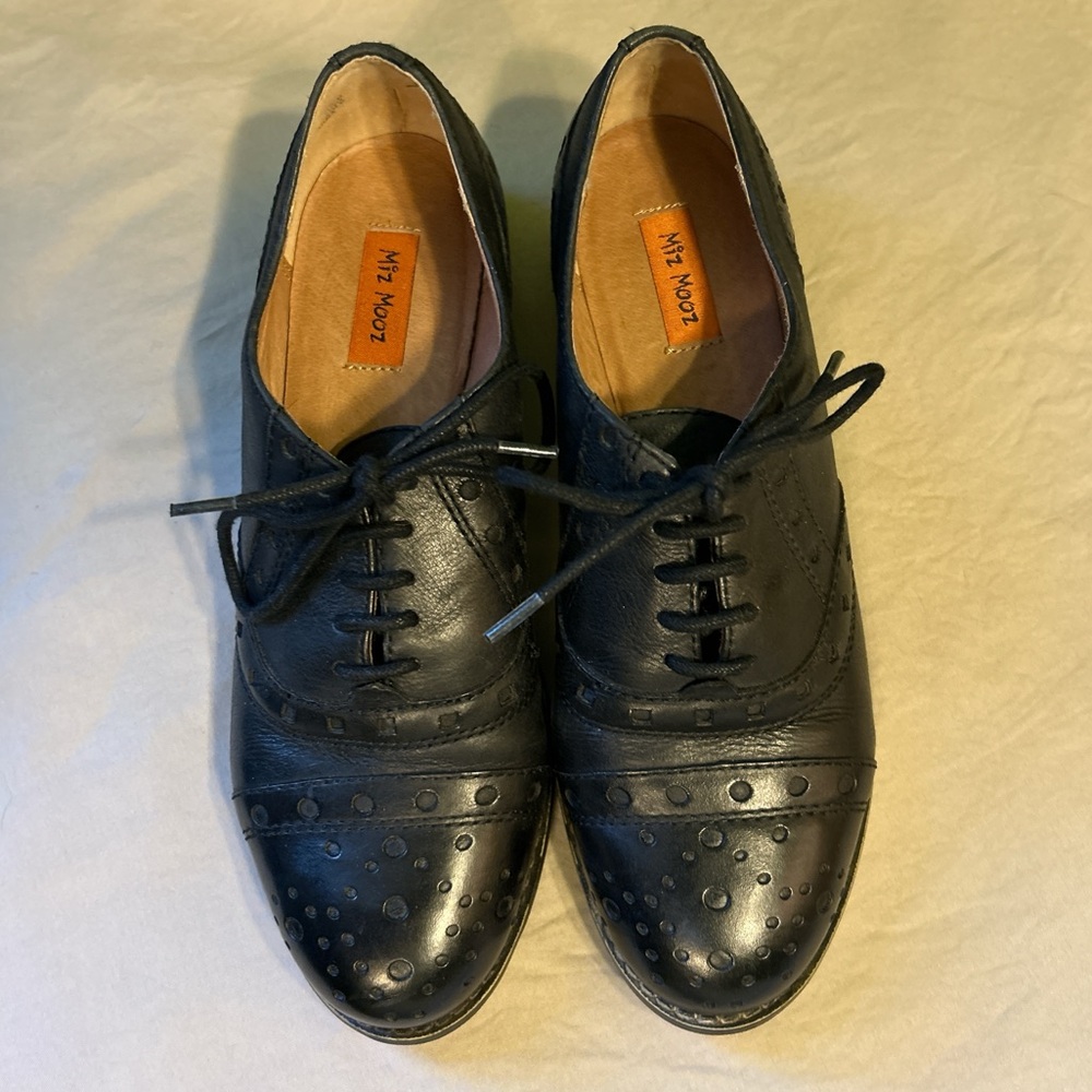 Miz Mooz Black Leather Monaco Oxfords 7.5 Classic Preppy Retro